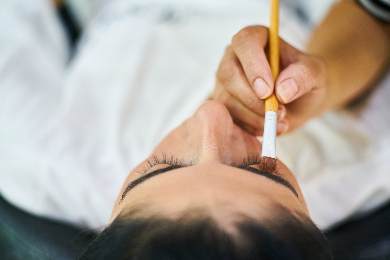 make-up, eyelash, eyebrow